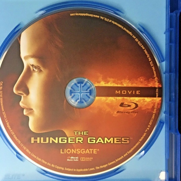 The Hunger Games Blu-ray 2 Disc Set Blu-Ray + Digital Copy Widescreen Movie MINT - Picture 8 of 13